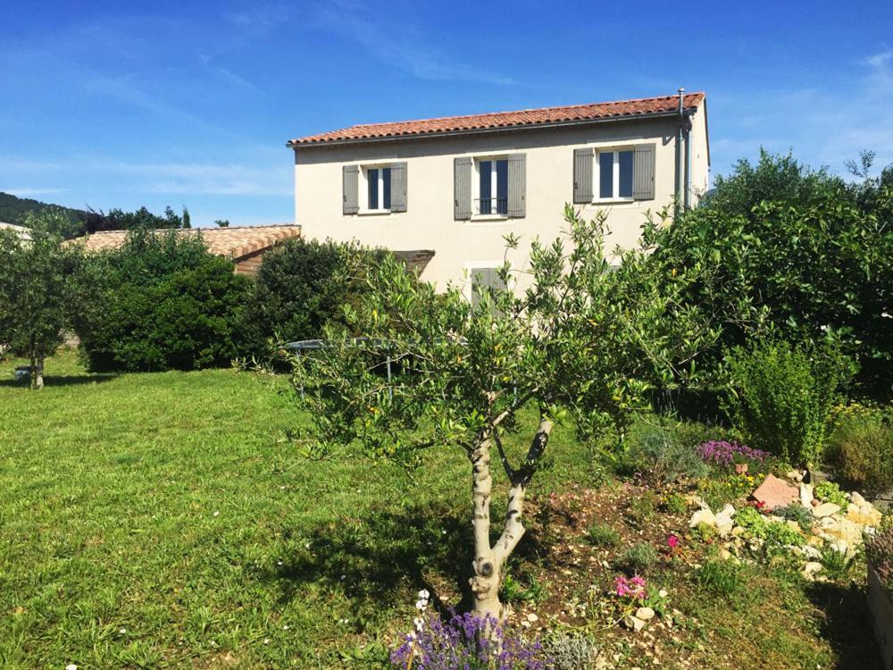 Villa Spacieuse Avec Terrasse Et Vue Mont Ventoux Entrechaux المظهر الخارجي الصورة